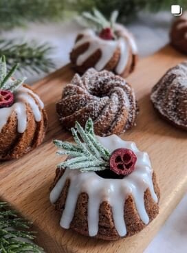 Mini Gugelhupf mit Guss