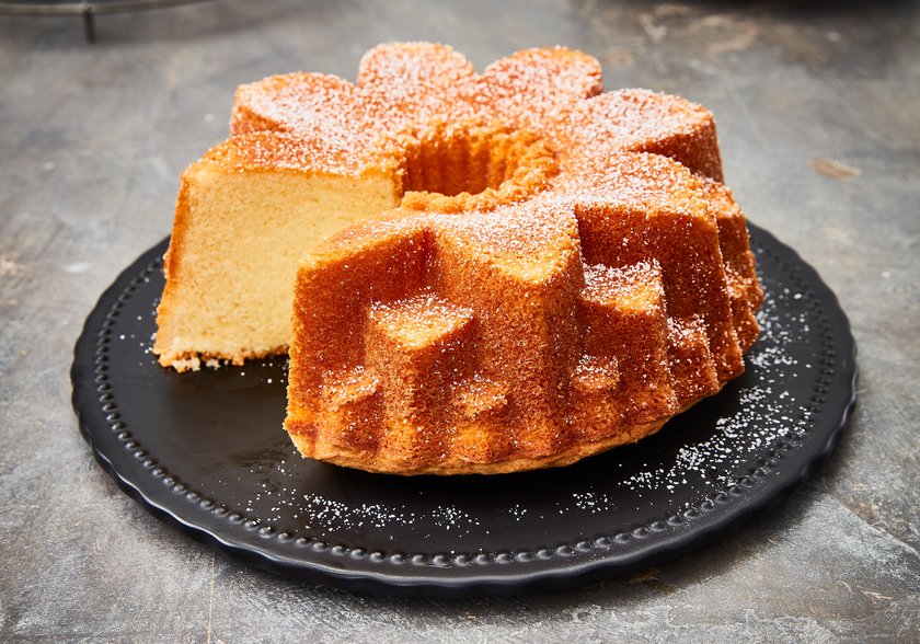 Peanut Cake Flora