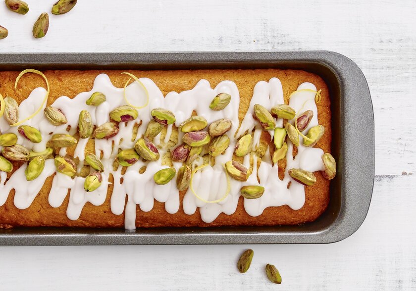 Lemon & Pistachio Cake 