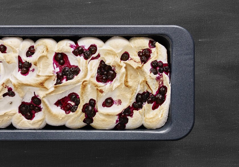 Blueberry Meringue Cake