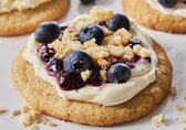 Blaubeer Crumble Cookies