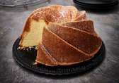 Almond Cake with white Chocolate Novel
